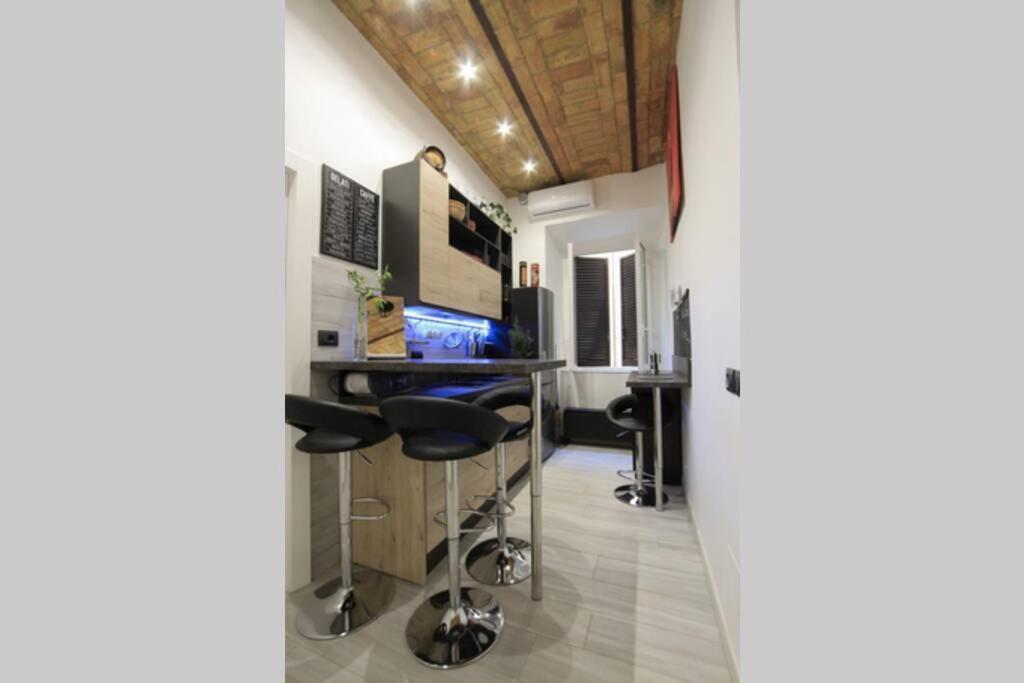 Elegant Apartment In Inner City At Vatican - Netflix And Optical Fiber Рим Экстерьер фото